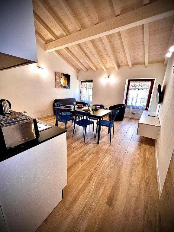 Welcome Traveller Amore Apartments バルドリーノ エクステリア 写真